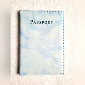 NWOT Blue passport holder with luggage tag